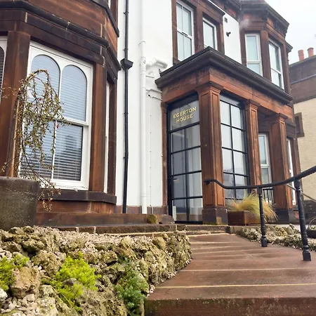 Egerton House Penrith, Luxuriously Appointed Close To Shops, Bars & Restaurants, Ullswater 15 Minutes Drive Feriehus