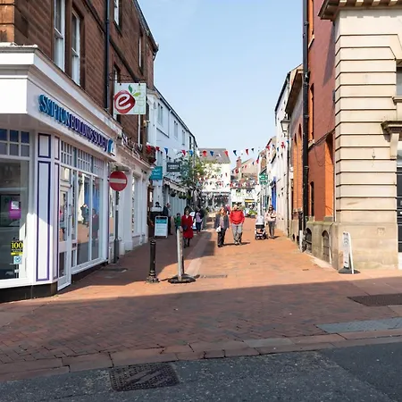 Egerton House Penrith, Luxuriously Appointed Close To Shops, Bars & Restaurants, Ullswater 15 Minutes Drive Dom wakacyjny Penrith