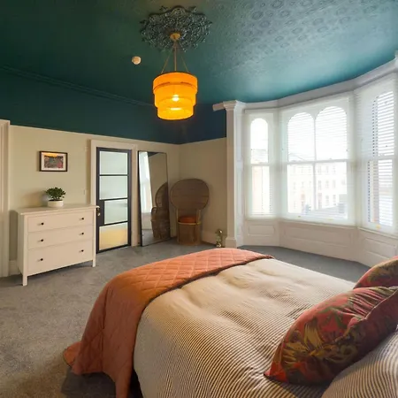 Dom wakacyjny Egerton House Penrith, Luxuriously Appointed Close To Shops, Bars & Restaurants, Ullswater 15 Minutes Drive *