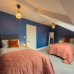 Egerton House Penrith, Luxuriously Appointed Close To Shops, Bars & Restaurants, Ullswater 15 Minutes Drive Feriehus