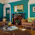 Feriehus Egerton House Penrith, Luxuriously Appointed Close To Shops, Bars & Restaurants, Ullswater 15 Minutes Drive